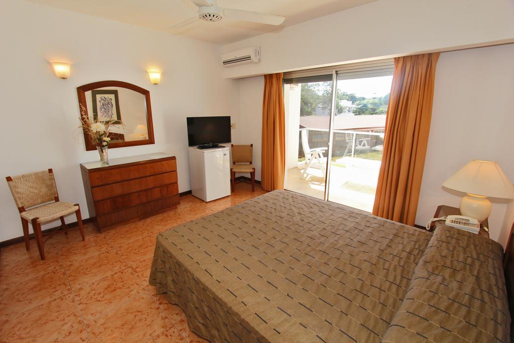 Hotel Terraza Del Mar Punta Ballena Buitenkant foto