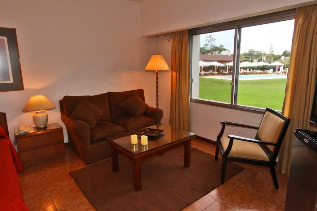 Hotel Terraza Del Mar Punta Ballena Buitenkant foto