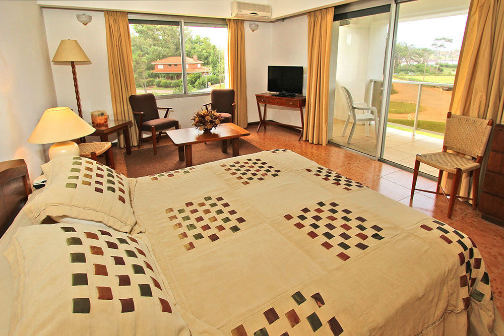 Hotel Terraza Del Mar Punta Ballena Buitenkant foto